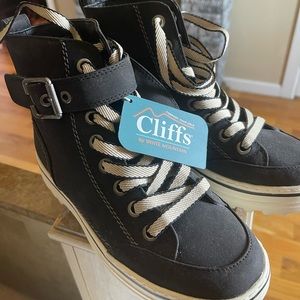 White mountain boots